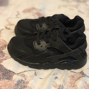 Nike Huarache Run-Toddlers size 9c